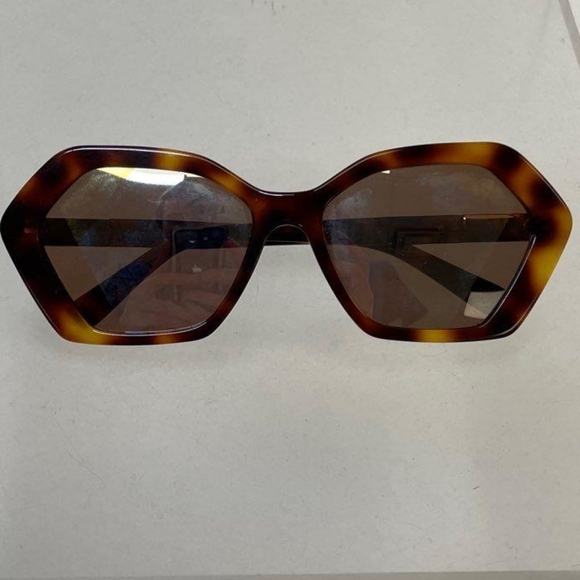 MCM MCM 680S Sunglasses 214 Havana main image 8